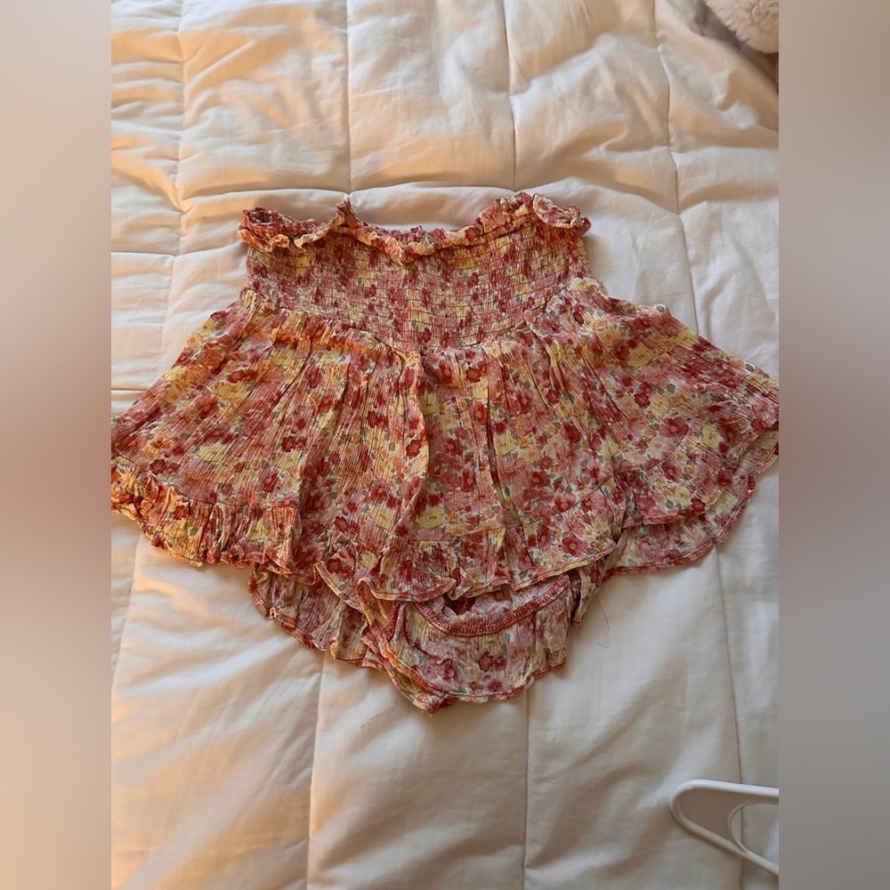 Floral print high waisted flow skirt from Forever 21.